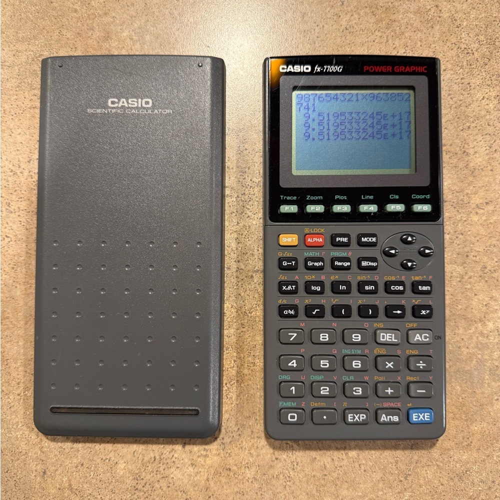 Vintage Casio FX-7700G Scientific Calculator w/ Cover and New Batteries - Tested